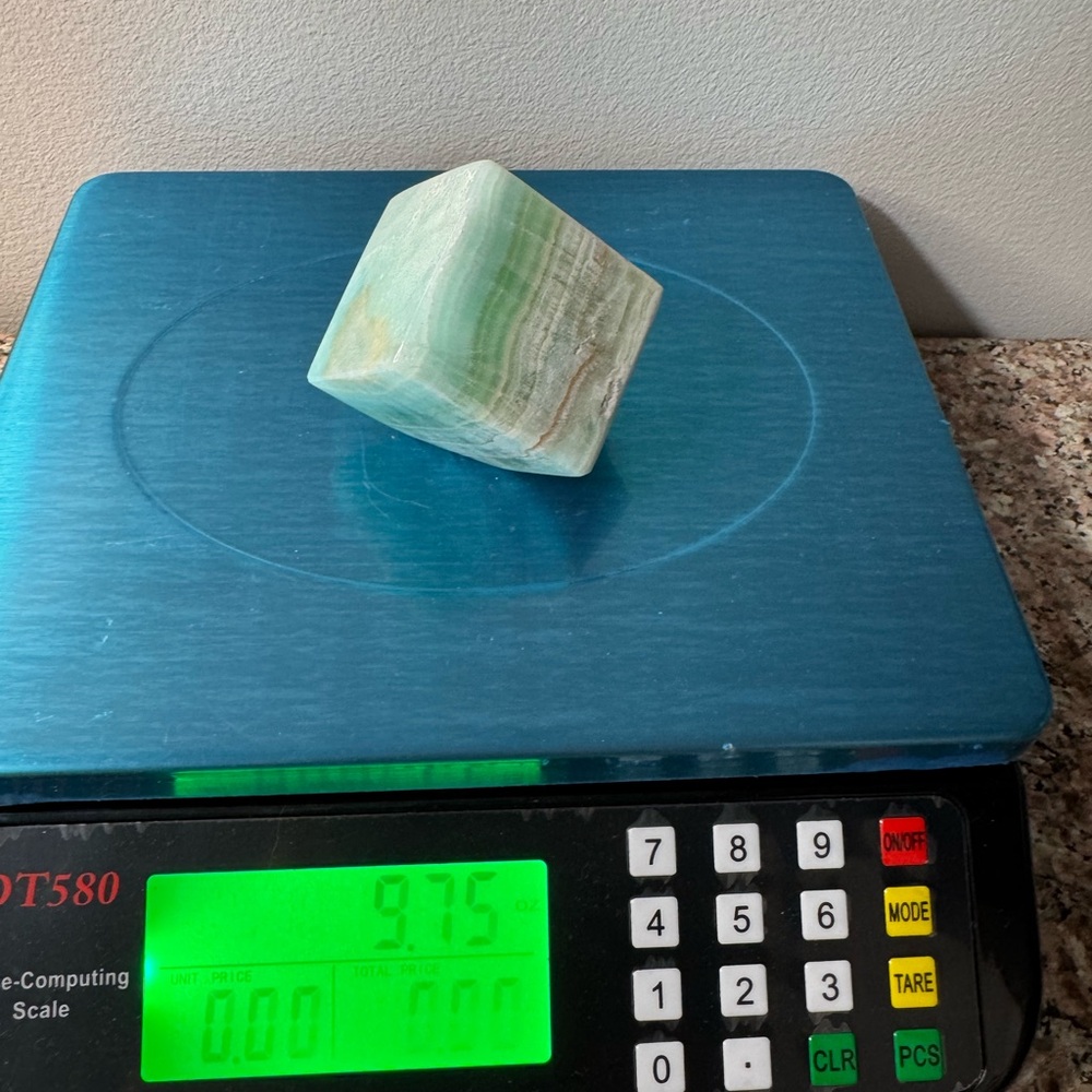 Caribbean Calcite Cube - Picture 8 of 8